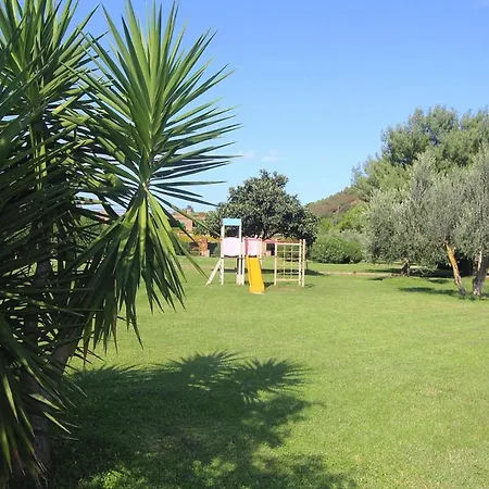 Holiday St Anna, Rio Nell